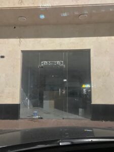 لوحات حروف بارزة للمحلات حروف أكريليك و ستانلس المدينة المنورة